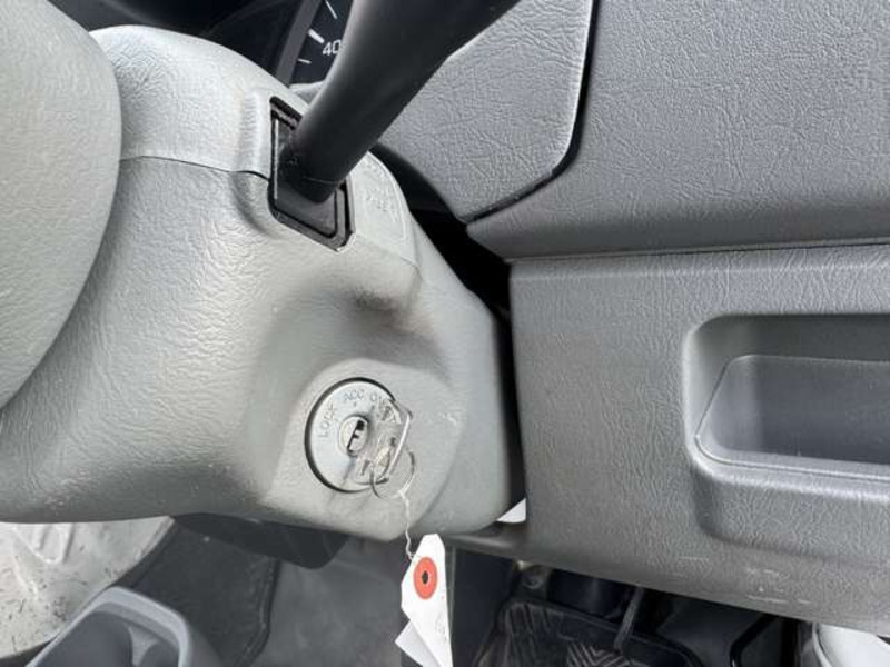 MINICAB TRUCK
