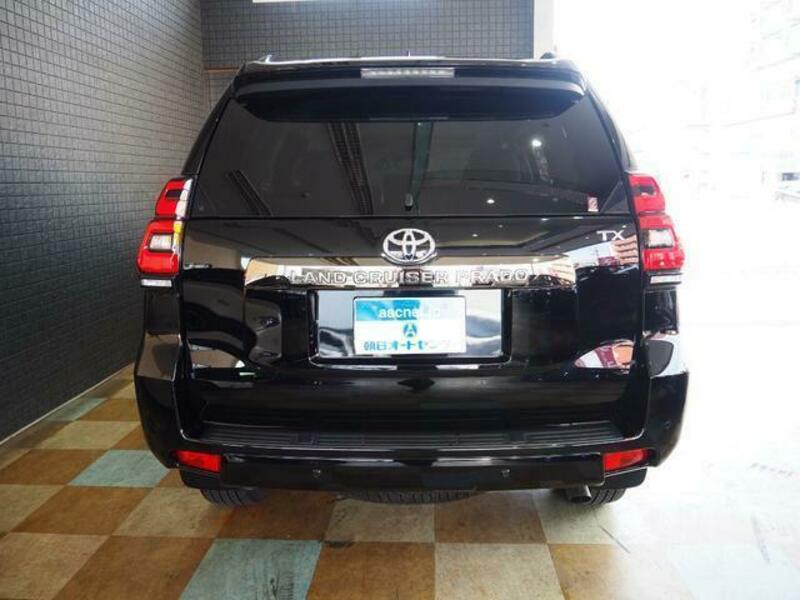 LAND CRUISER PRADO-1