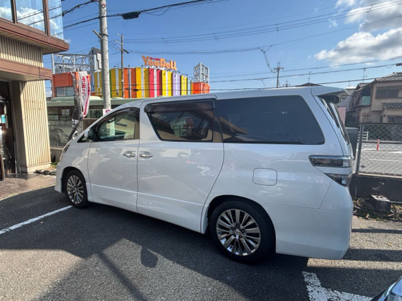 VELLFIRE