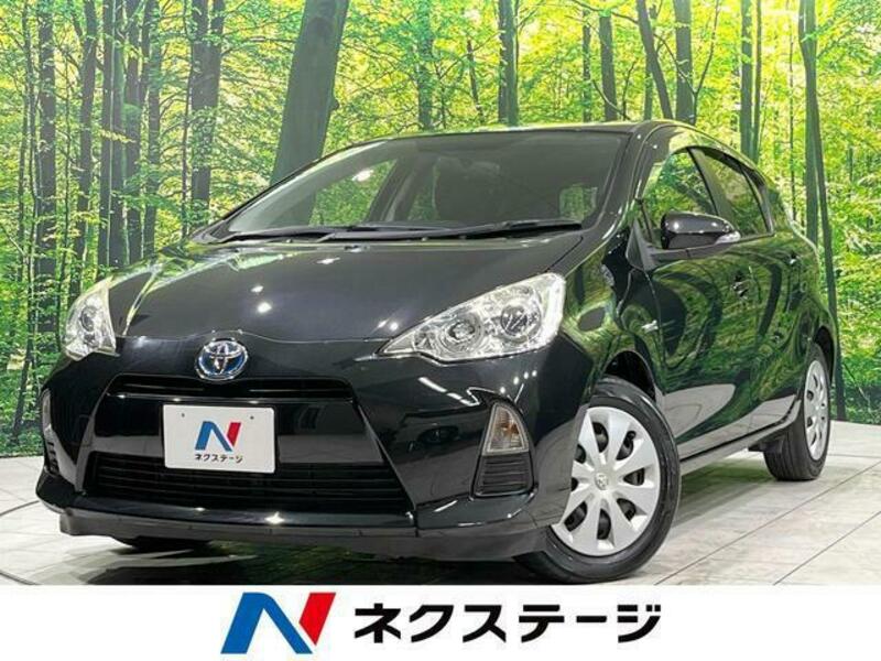 TOYOTA　AQUA