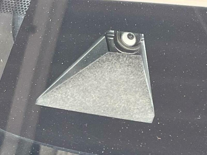 PRIUS-4