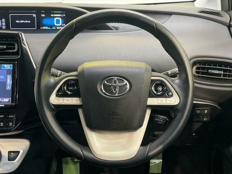 PRIUS-10