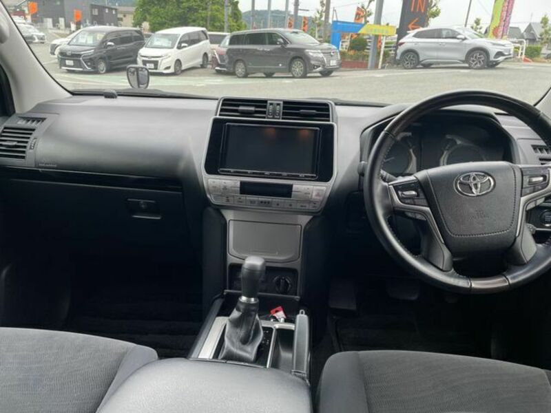 LAND CRUISER PRADO-3
