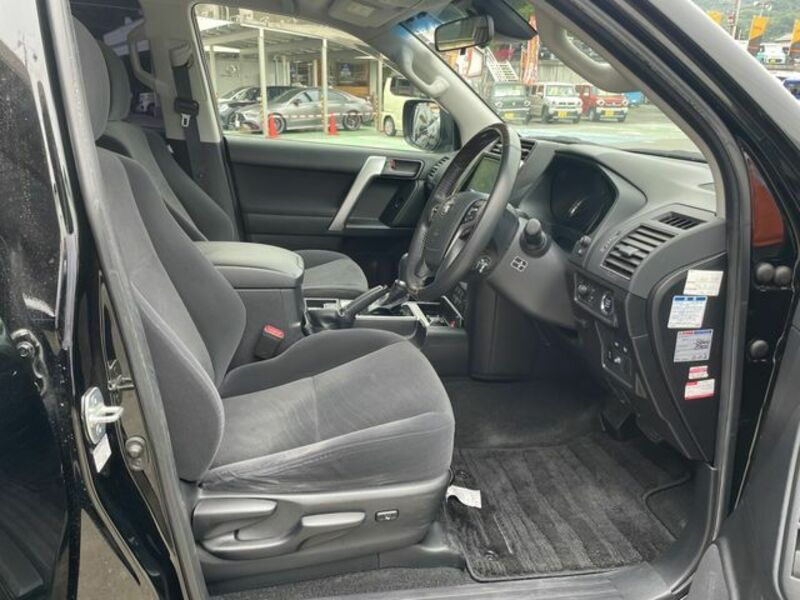 LAND CRUISER PRADO-4