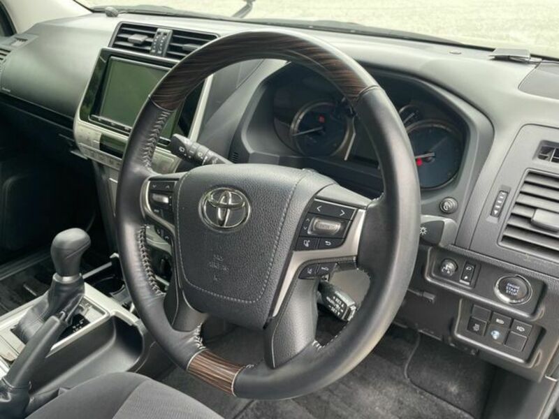 LAND CRUISER PRADO-8