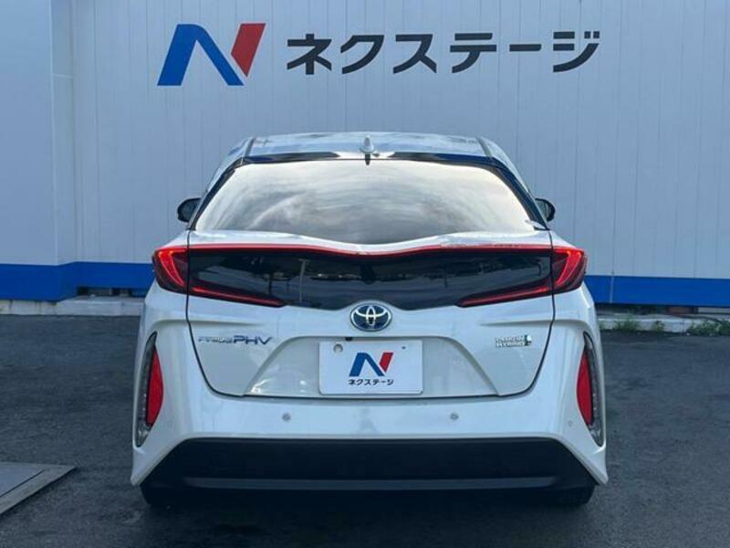 PRIUS PHV