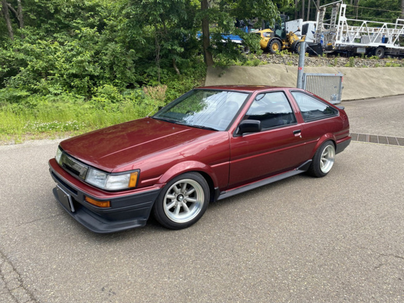 TOYOTA COROLLA LEVIN