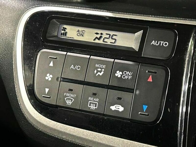 N BOX CUSTOM-6