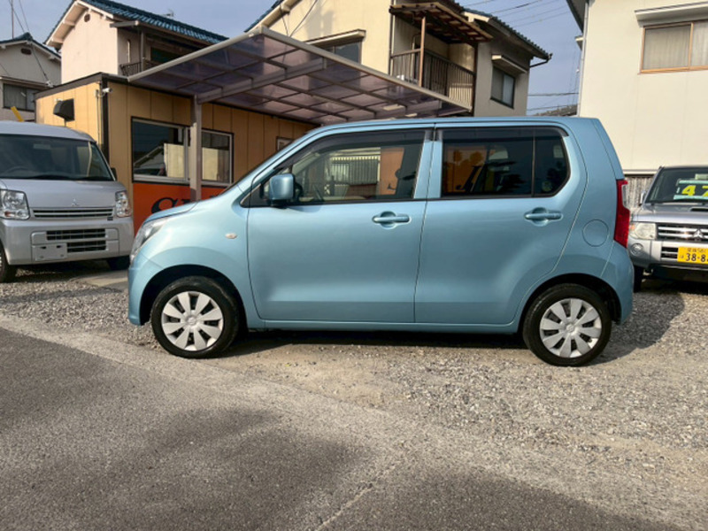 WAGON R-9