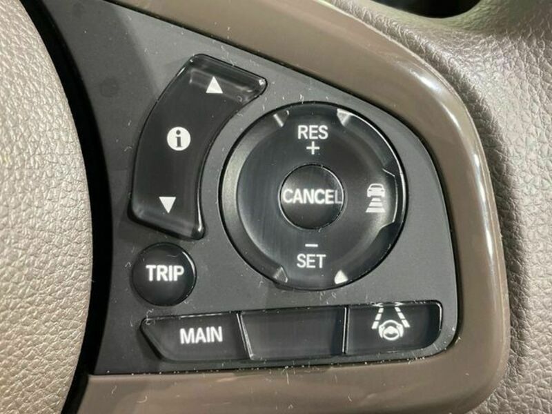 N BOX
