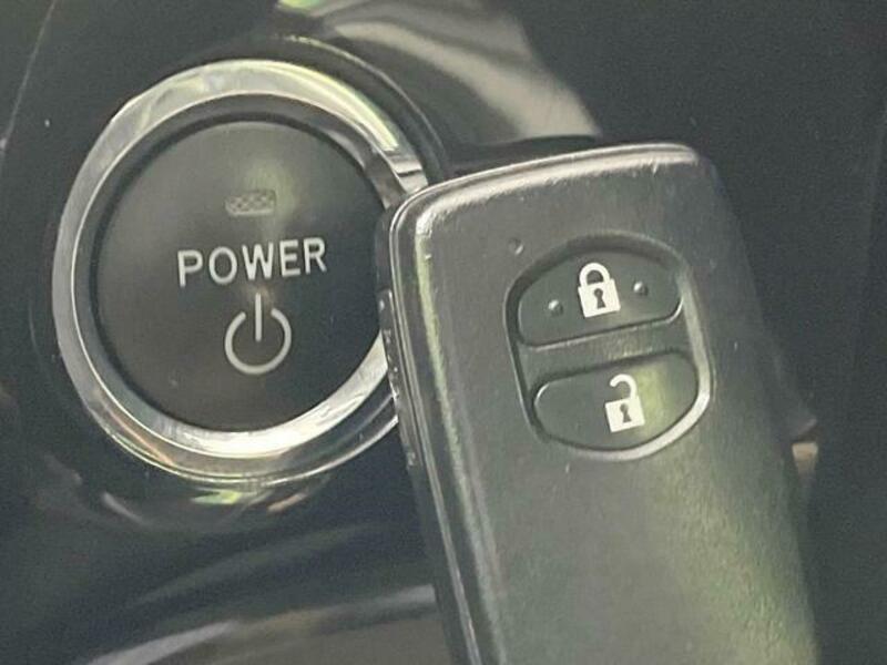 PRIUS-6