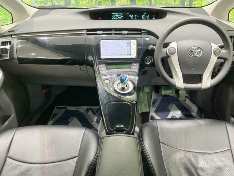 PRIUS-1