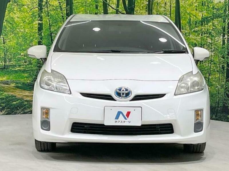 PRIUS-13