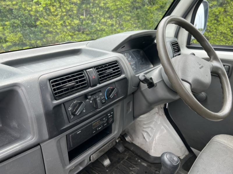 MINICAB TRUCK