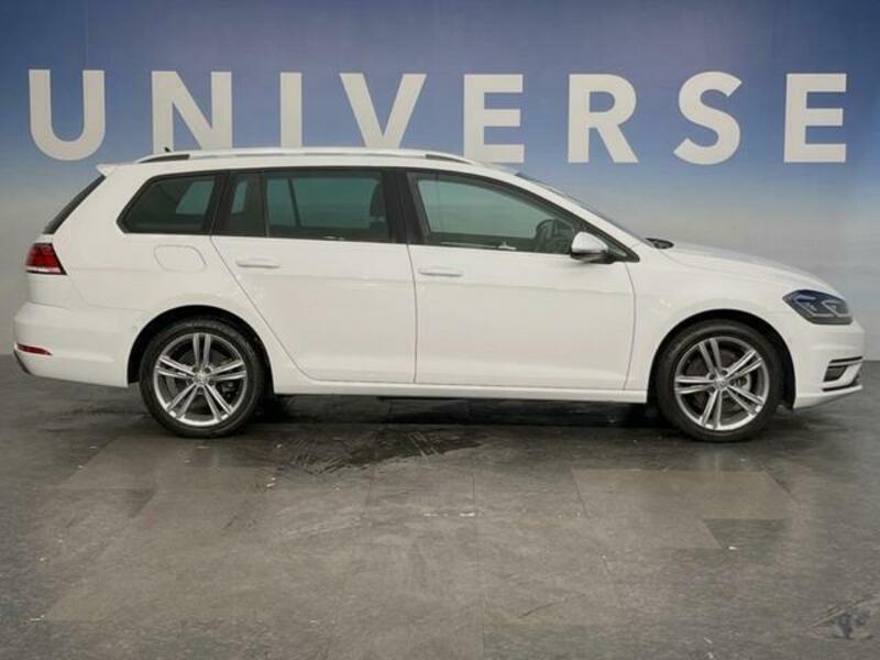 GOLF VARIANT