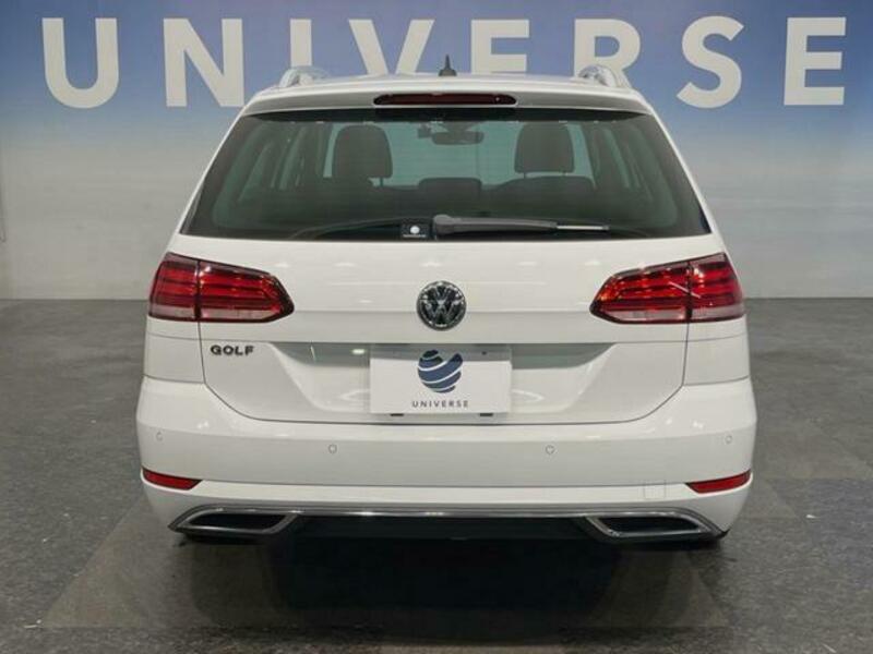 GOLF VARIANT