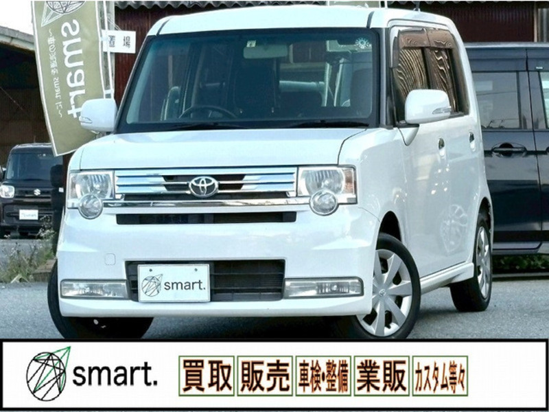 TOYOTA PIXIS SPACE