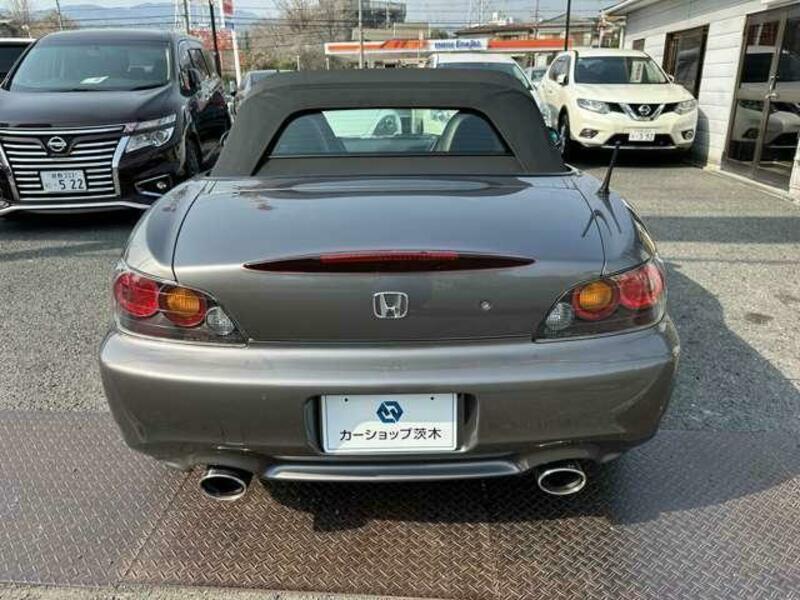 S2000