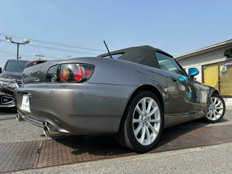 S2000