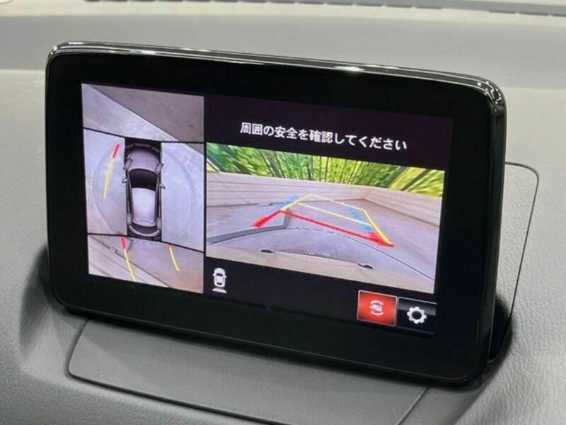 MAZDA2