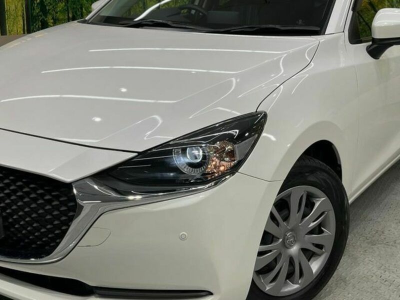 MAZDA2