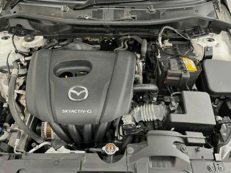 MAZDA2
