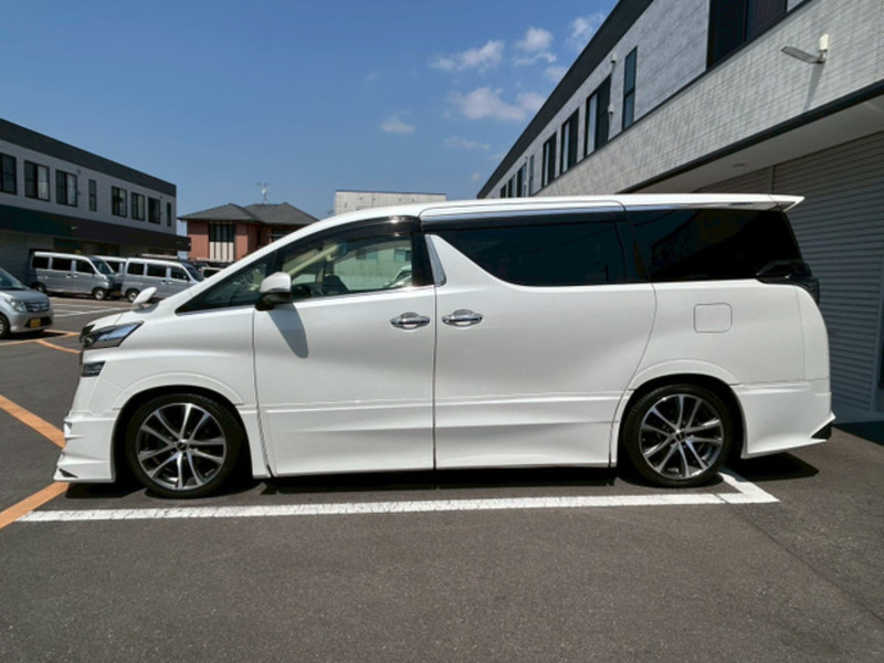 VELLFIRE