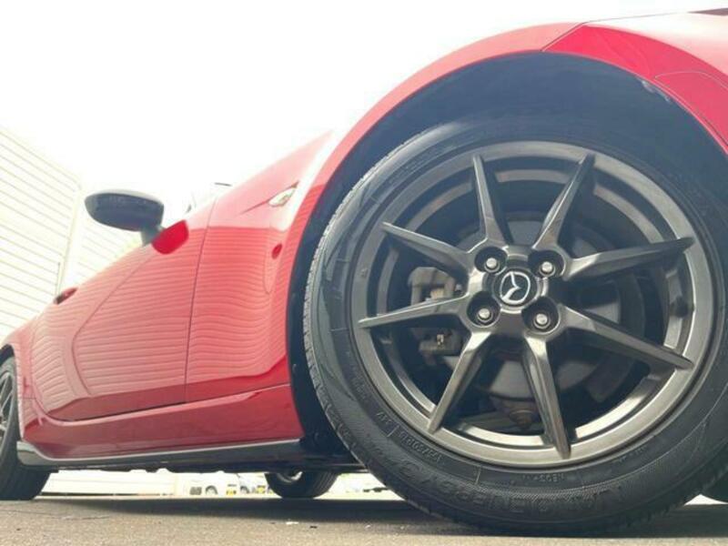 ROADSTER
