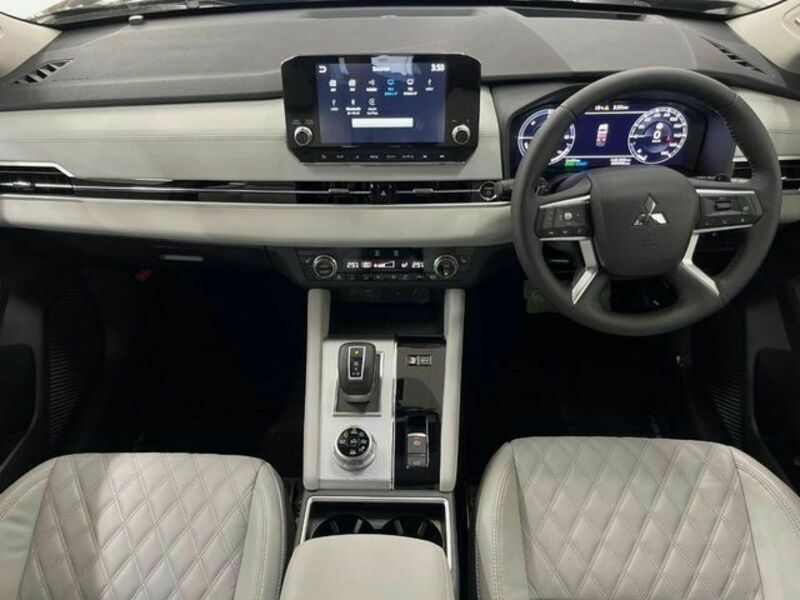 OUTLANDER PHEV