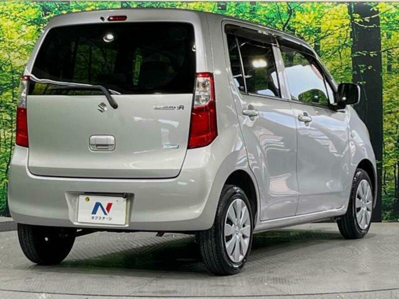 WAGON R-16