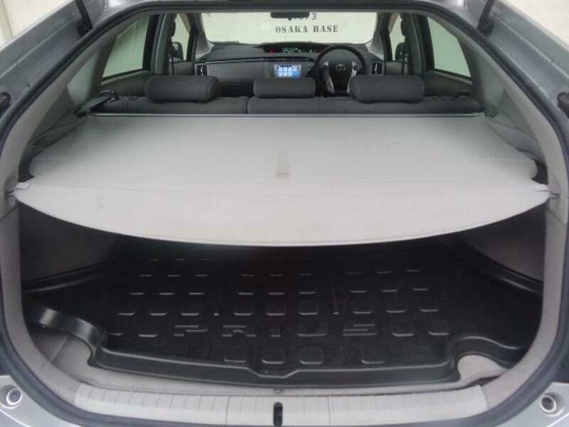 PRIUS-15