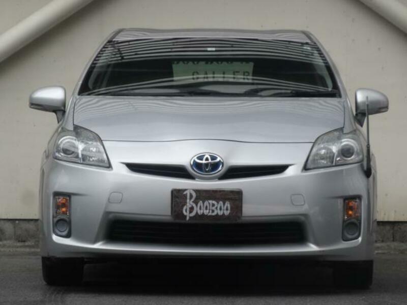 PRIUS-10