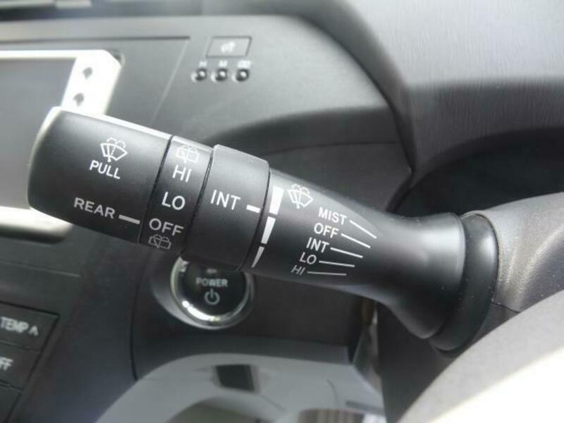 PRIUS-15