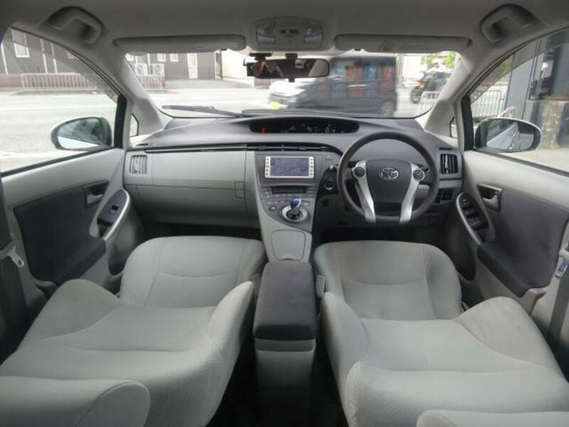 PRIUS-2