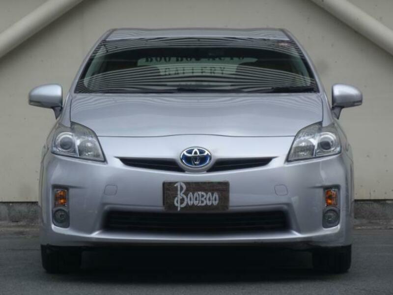 PRIUS-9