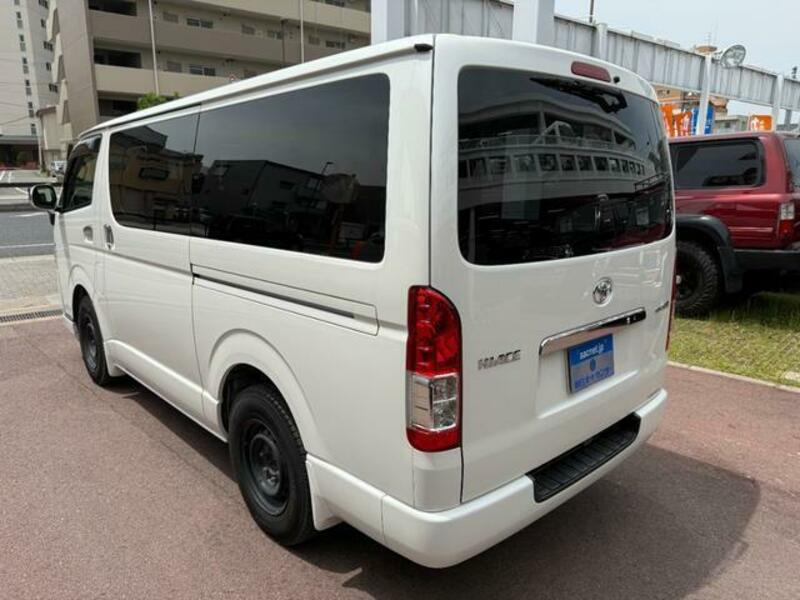 HIACE VAN