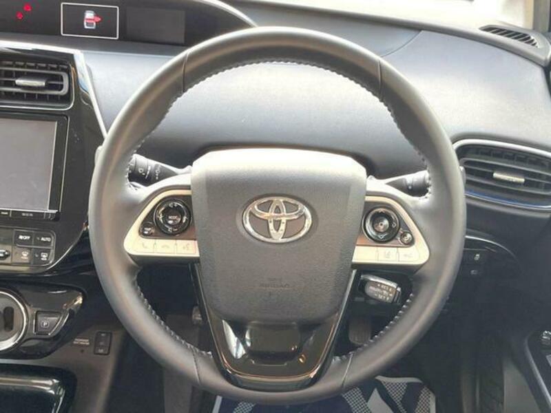 PRIUS-12