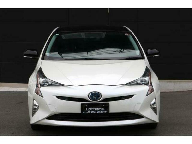 PRIUS-11