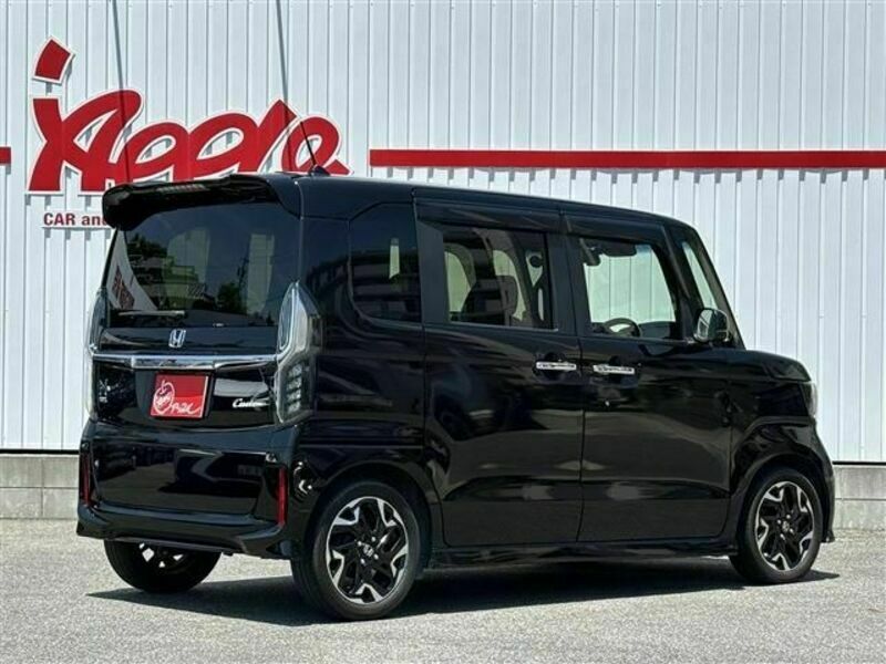 N BOX CUSTOM