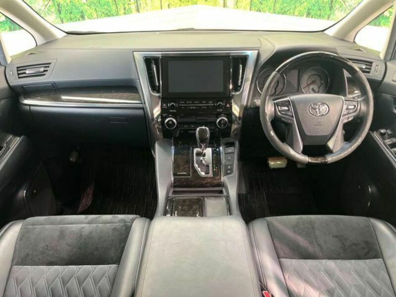 VELLFIRE-2