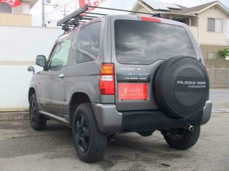 PAJERO MINI