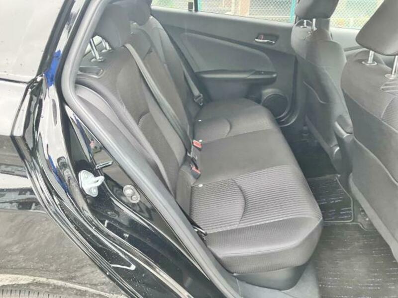PRIUS-6