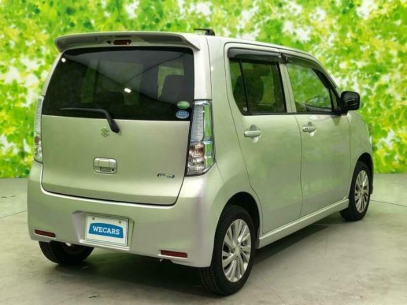 WAGON R-2