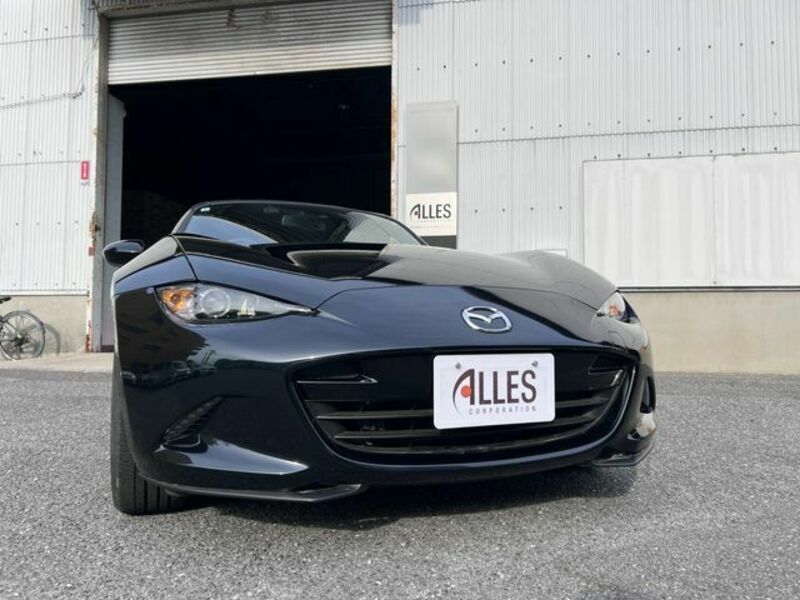 ROADSTER