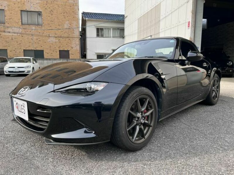 ROADSTER