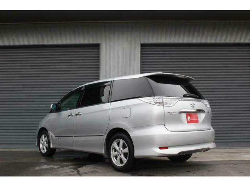 ESTIMA HYBRID
