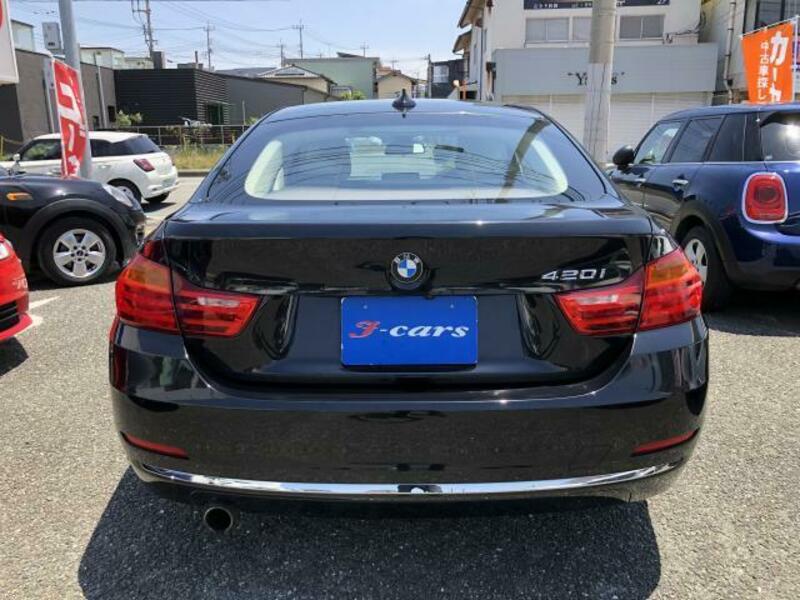 4 SERIES