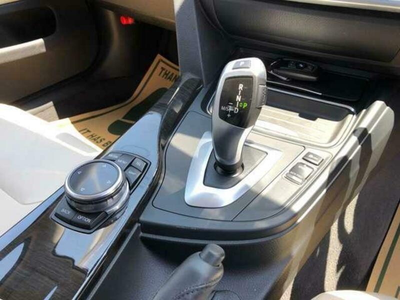 4 SERIES