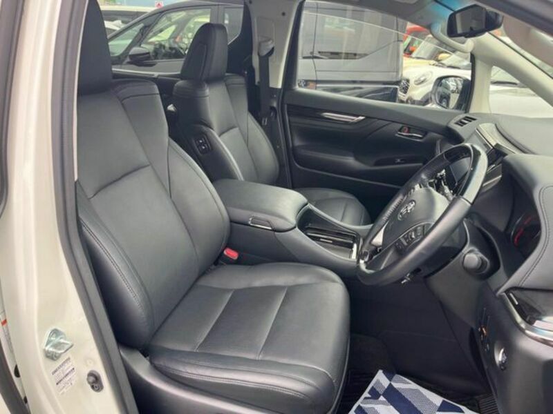 VELLFIRE-7