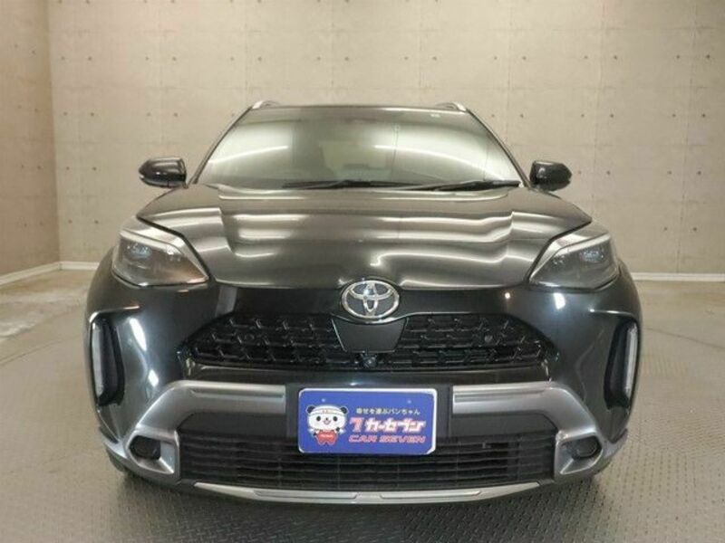 YARIS CROSS